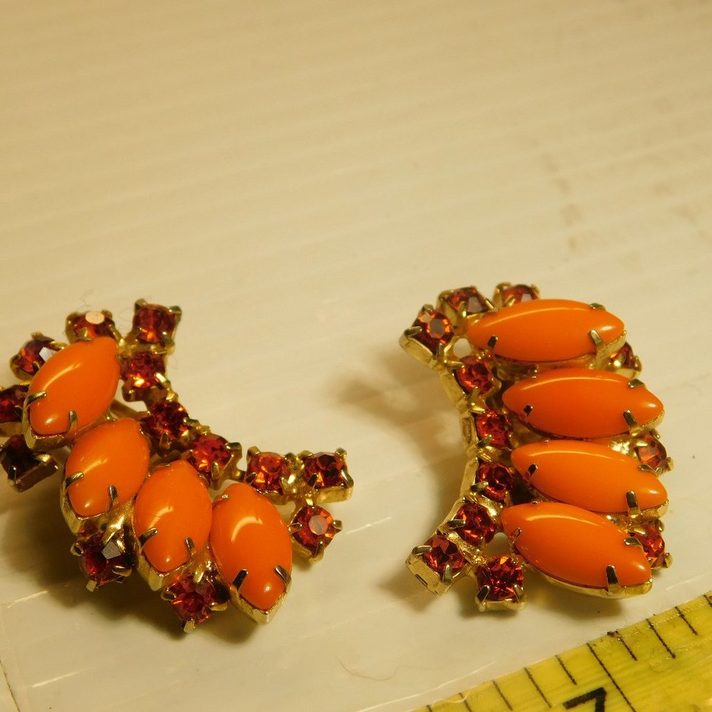 EARRINGS - Picture 3 of 6